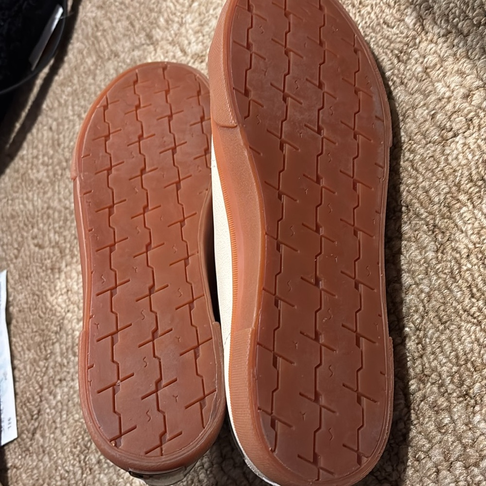 Frye Gia Low Lace Sneakers - Picture 3 of 7